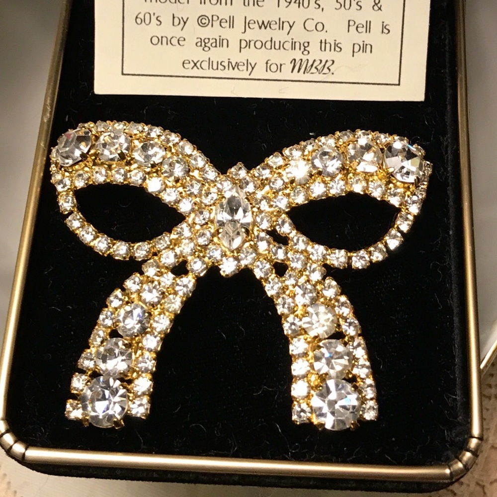 1940s-1960s BOW 24k gold plated rhinestone brooch - Picture 5 of 5